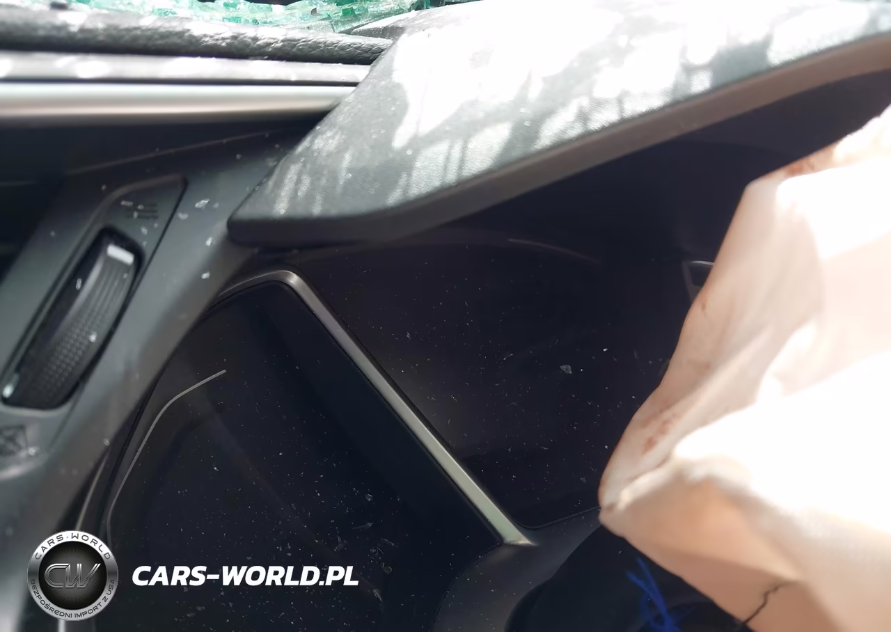 2018 Honda Civic Touring VIN:JHMFC1F94JX014410 - 7
