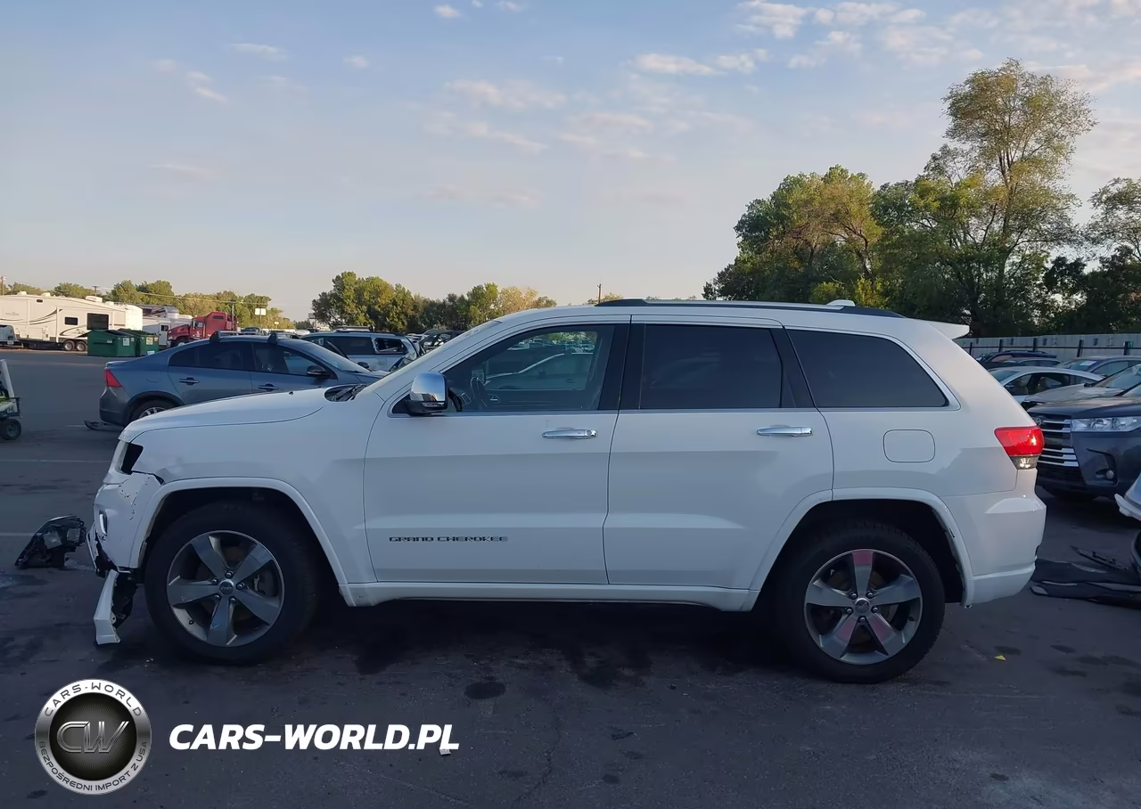 2016 Jeep Grand Cherokee Overland VIN:1C4RJFCM0GC405788 - 15