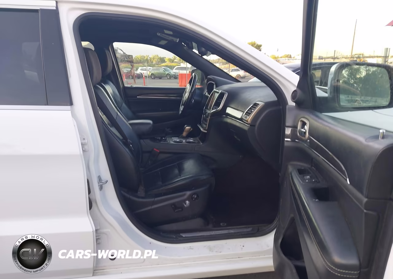 2016 Jeep Grand Cherokee Overland VIN:1C4RJFCM0GC405788 - 5