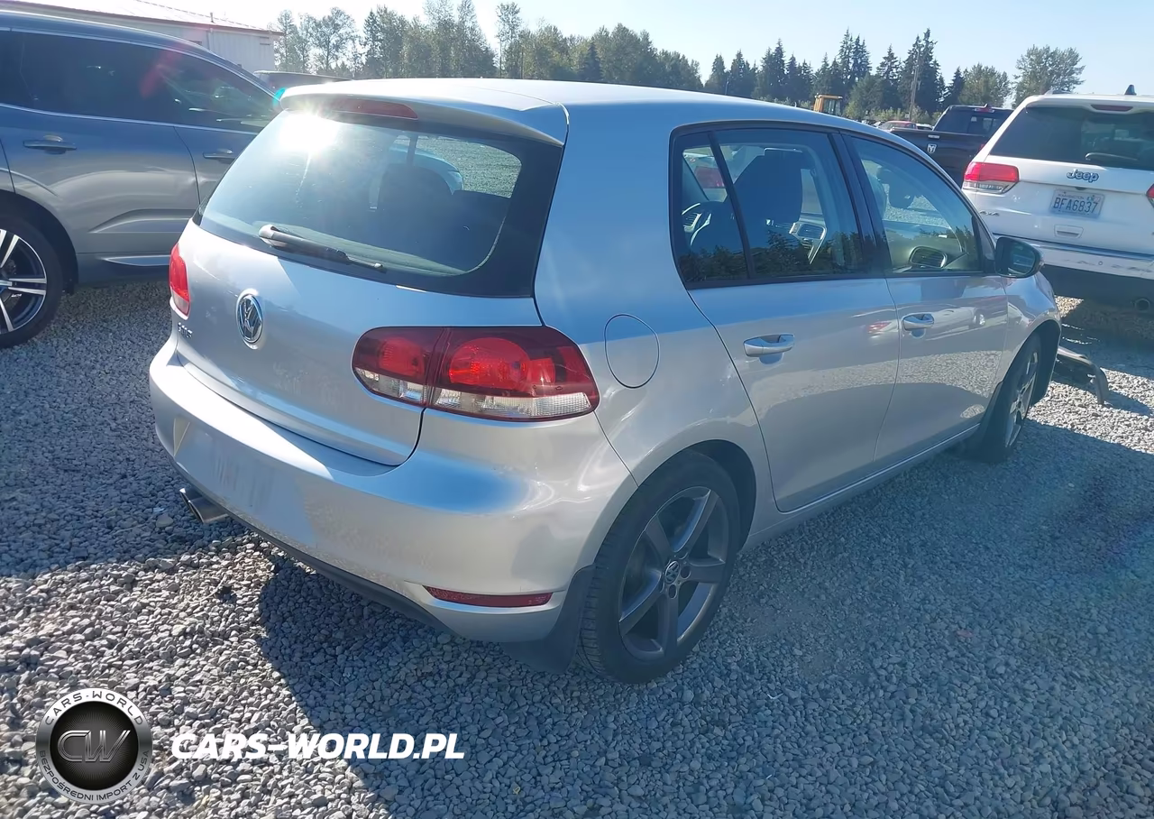 2011 Volkswagen Golf 2.5L 4-Door VIN:WVWDB7AJ8BW100407 - 4