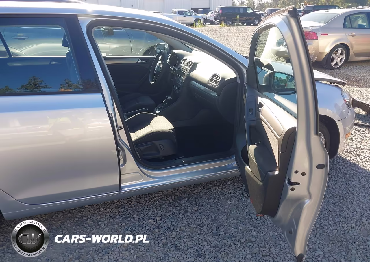 2011 Volkswagen Golf 2.5L 4-Door VIN:WVWDB7AJ8BW100407 - 5