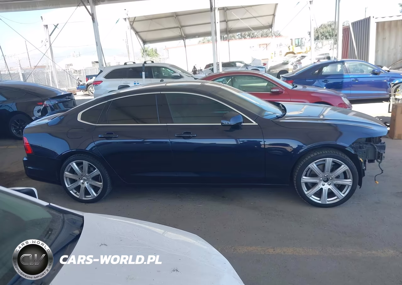 2017 Volvo S90 T6 Momentum VIN:YV1A22MK0H1016009 - 14