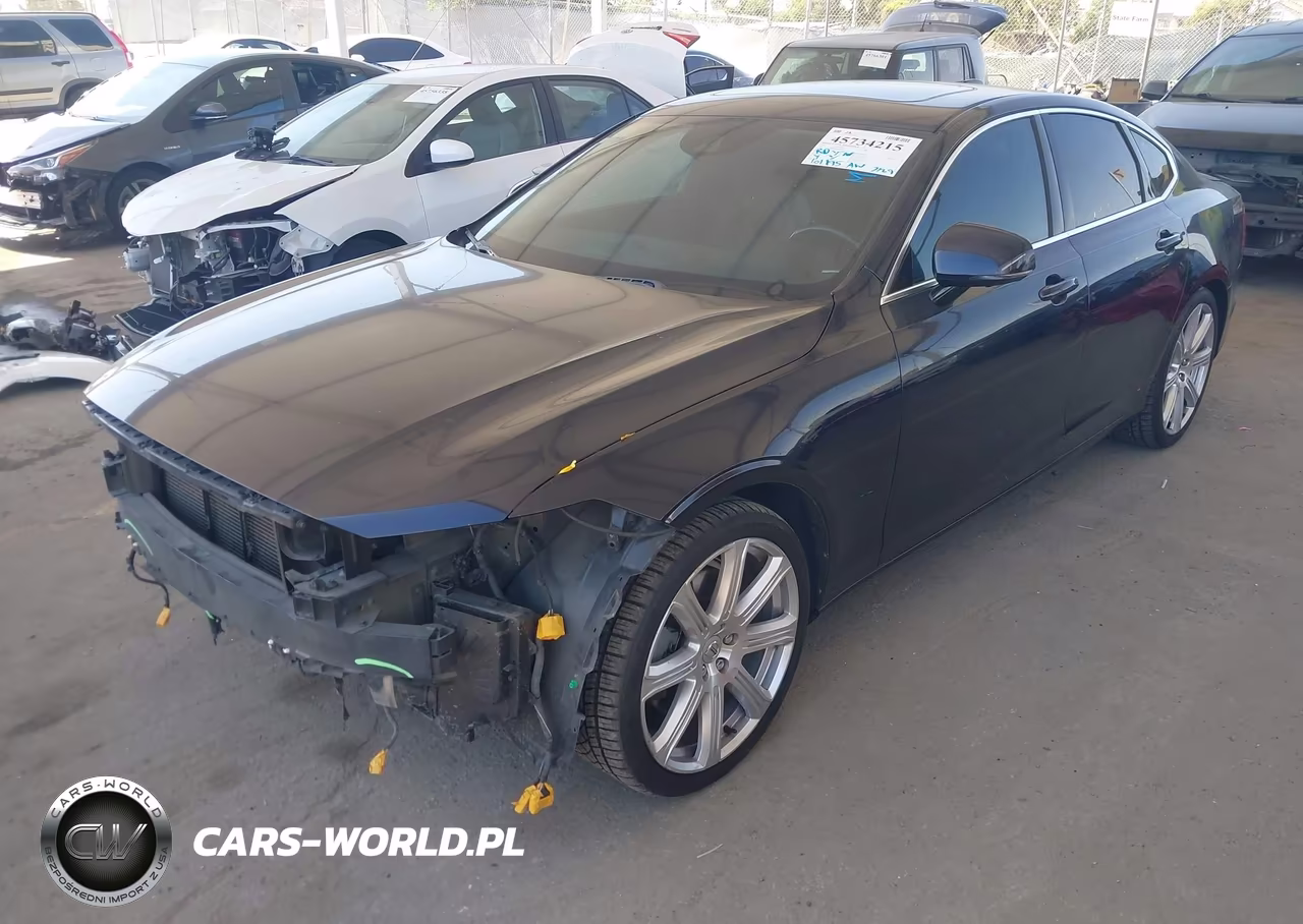 2017 Volvo S90 T6 Momentum VIN:YV1A22MK0H1016009 - 2