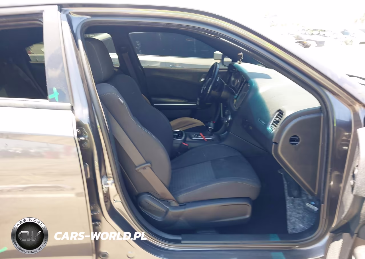 2019 Dodge Charger Scat Pack Rwd VIN:2C3CDXGJ6KH635591 - 5