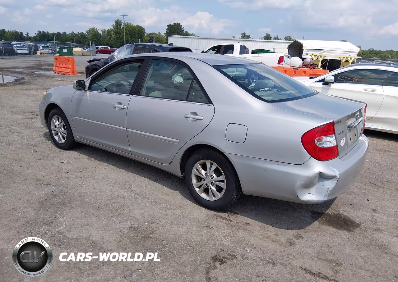 2004 Toyota Camry Le V6 VIN:4T1BF30K84U078935 - 3