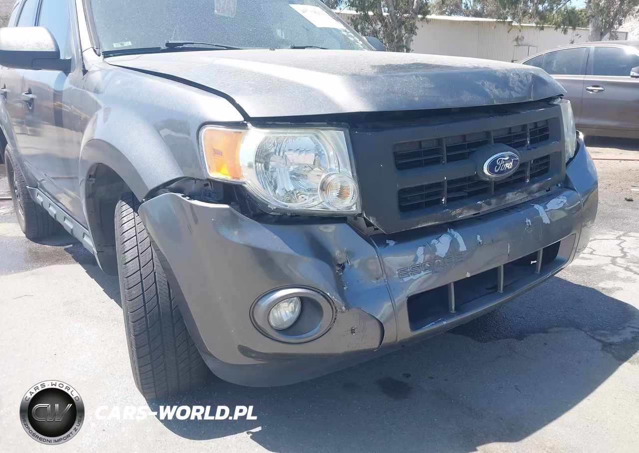 2011 Ford Escape Xlt VIN:1FMCU0DG5BKA98843 - 6