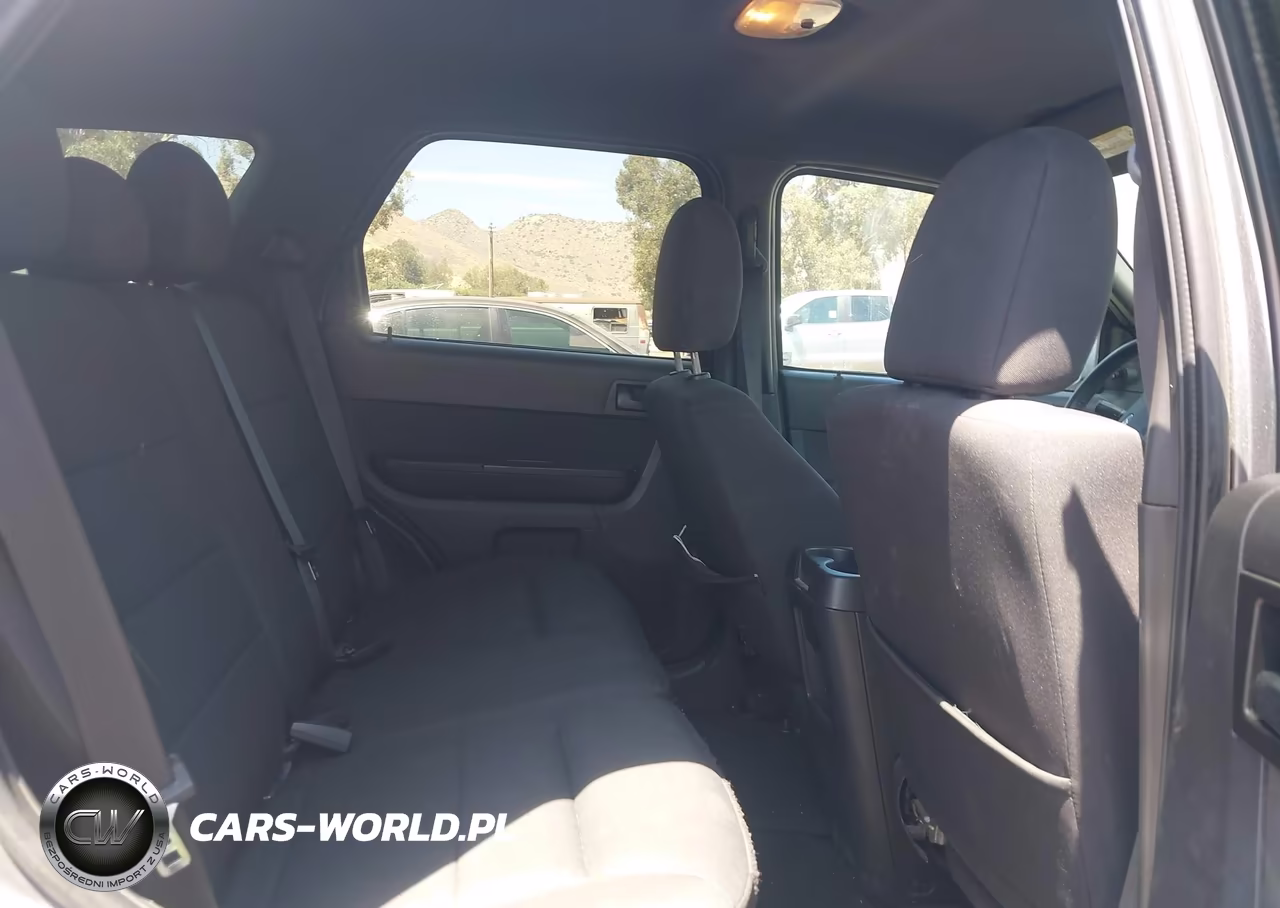 2011 Ford Escape Xlt VIN:1FMCU0DG5BKA98843 - 8