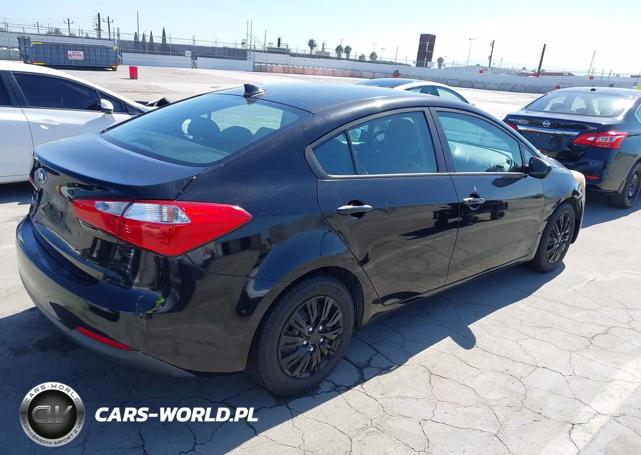 2015 Kia Forte Lx VIN:KNAFK4A6XF5425488 - 4