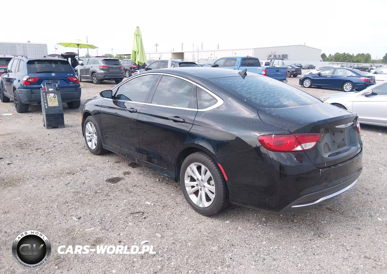 2015 Chrysler 200 Limited VIN:1C3CCCAB1FN635945 - 3