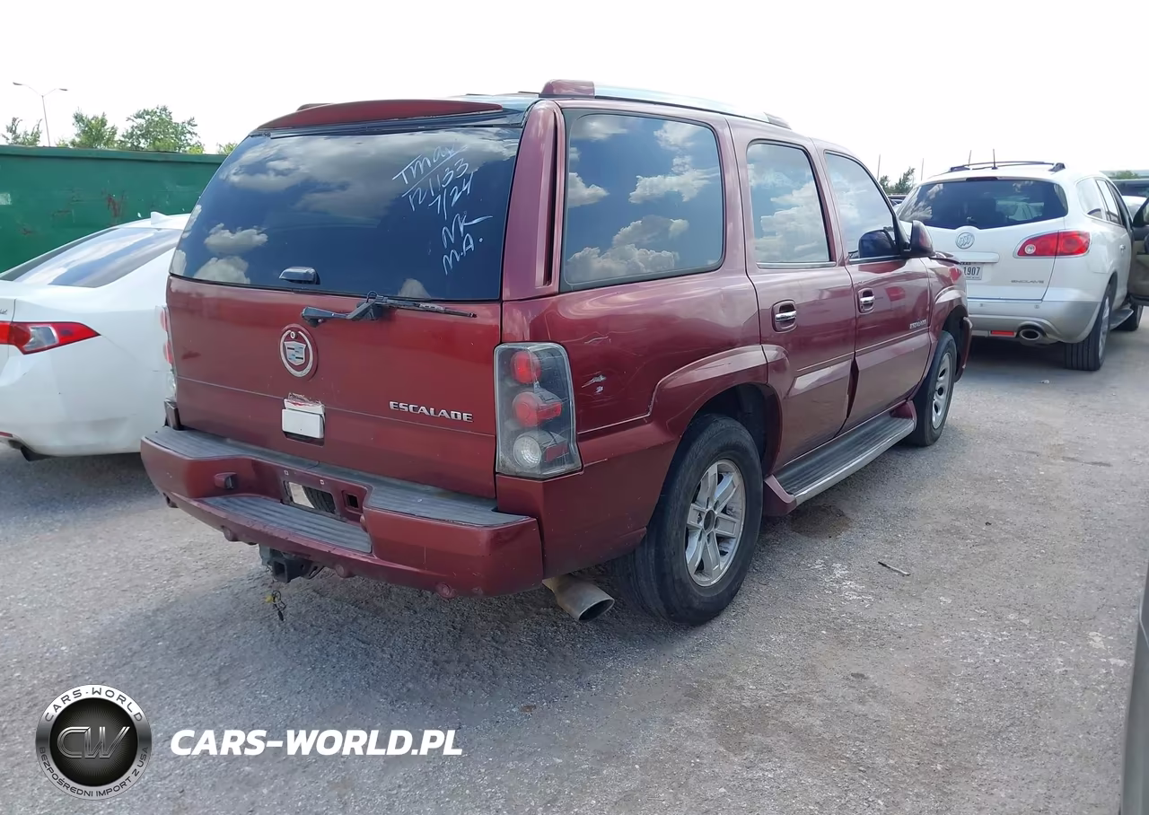 2002 Cadillac Escalade Standard VIN:1GYEC63TX2R121133 - 4