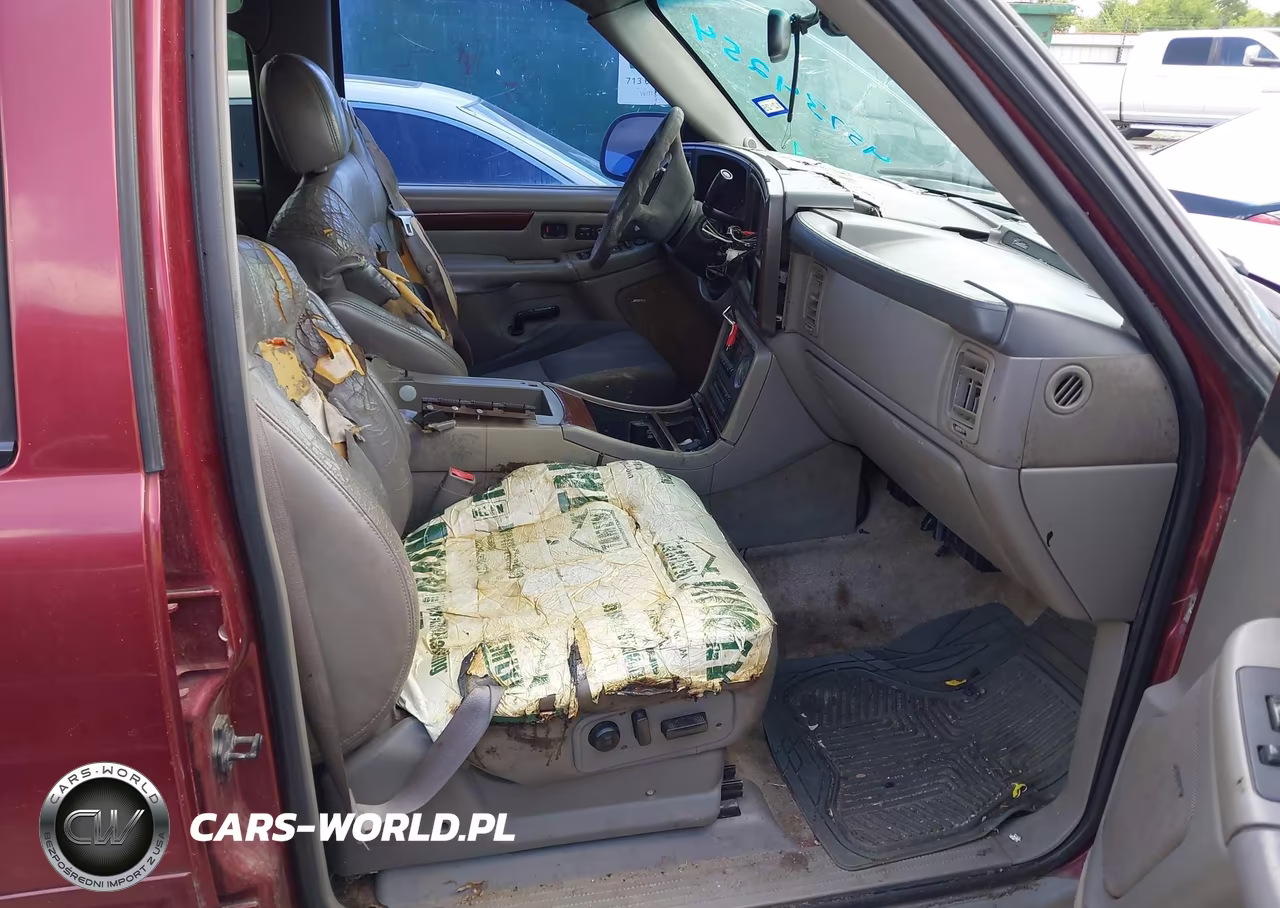 2002 Cadillac Escalade Standard VIN:1GYEC63TX2R121133 - 5