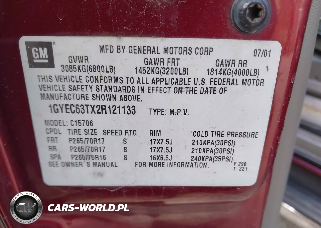2002 Cadillac Escalade Standard VIN:1GYEC63TX2R121133 - 9