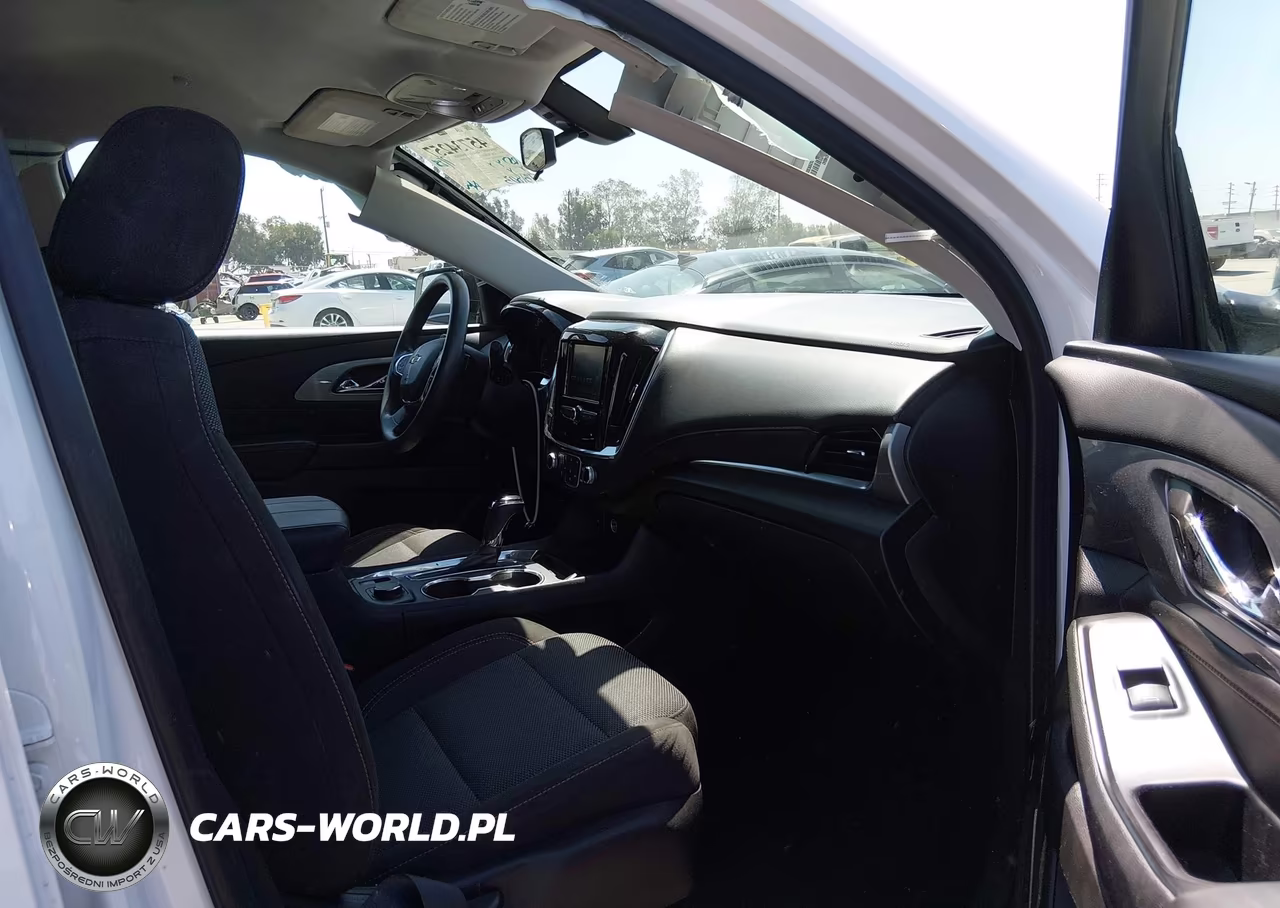 2019 Chevrolet Traverse Ls VIN:1GNERFKWXKJ313058 - 5