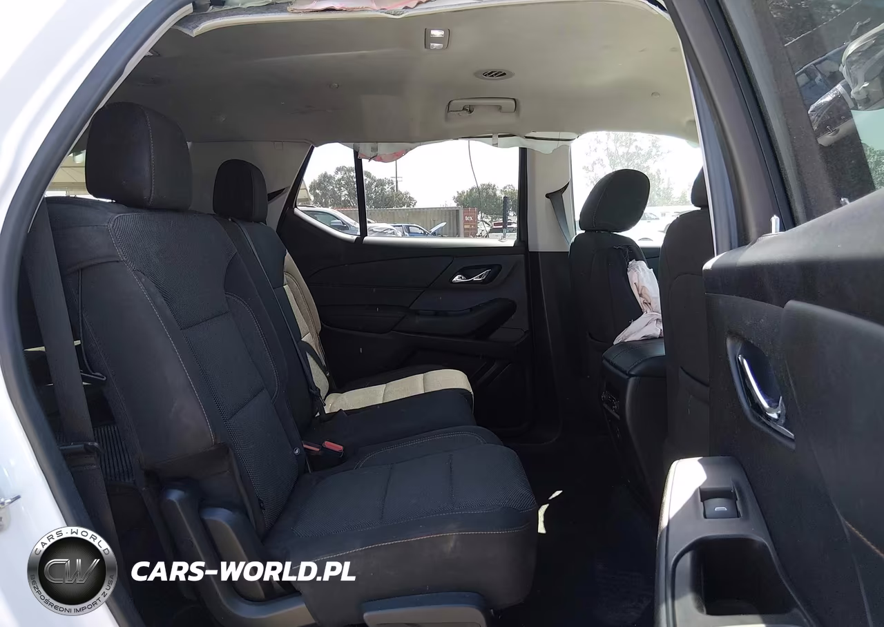 2019 Chevrolet Traverse Ls VIN:1GNERFKWXKJ313058 - 8