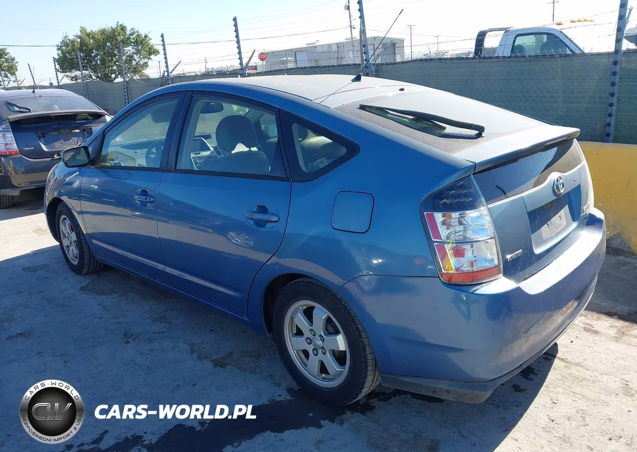 2005 Toyota Prius VIN:JTDKB20U753038073 - 3