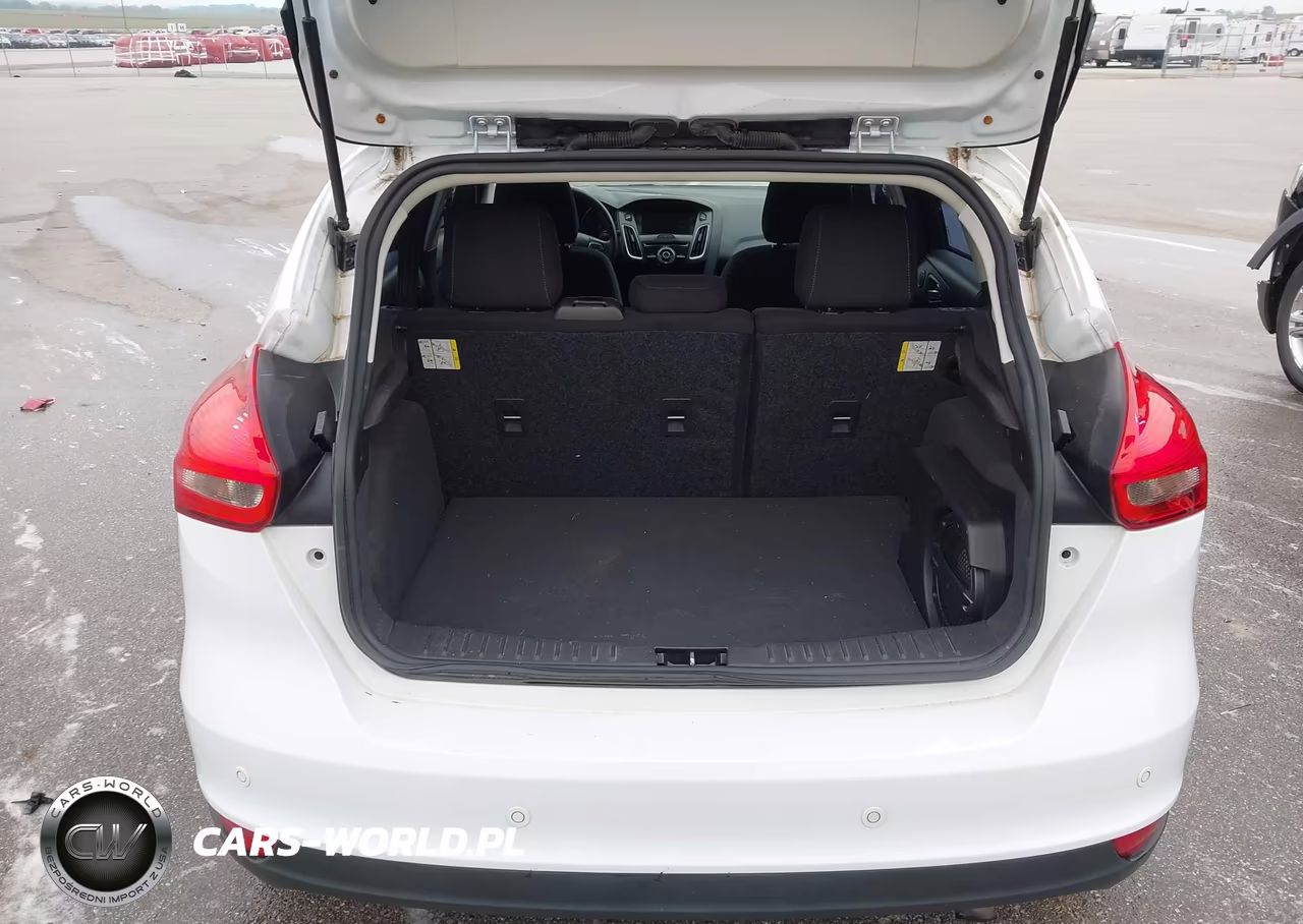 2018 Ford Focus Sel VIN:1FADP3M20JL236289 - 17