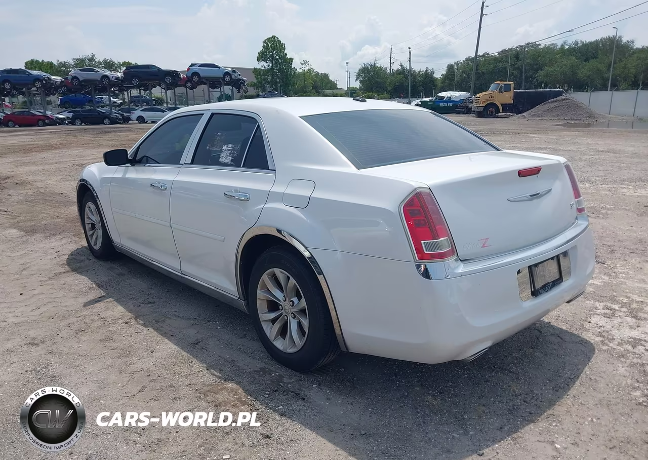 2012 Chrysler 300 Limited VIN:2C3CCACG0CH213084 - 3