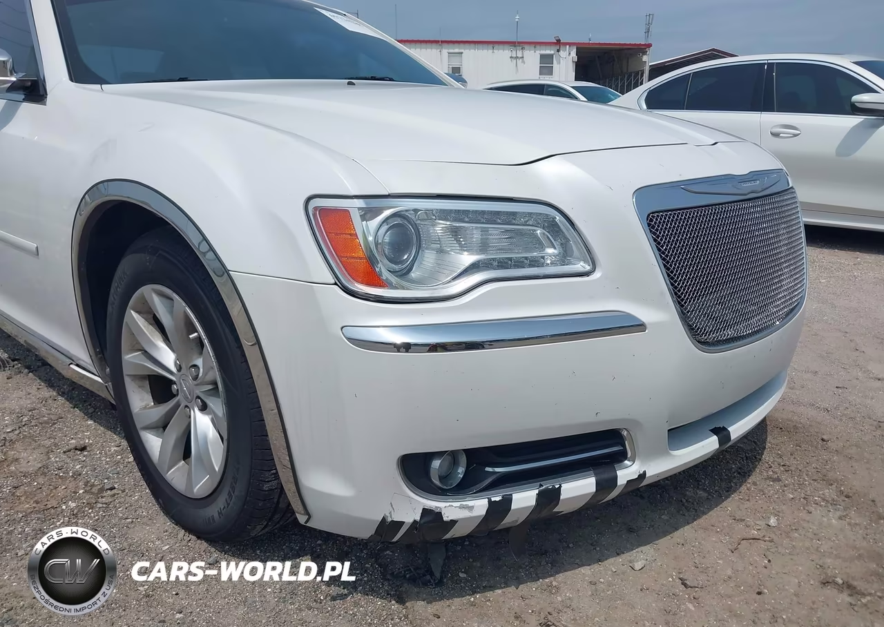 2012 Chrysler 300 Limited VIN:2C3CCACG0CH213084 - 6