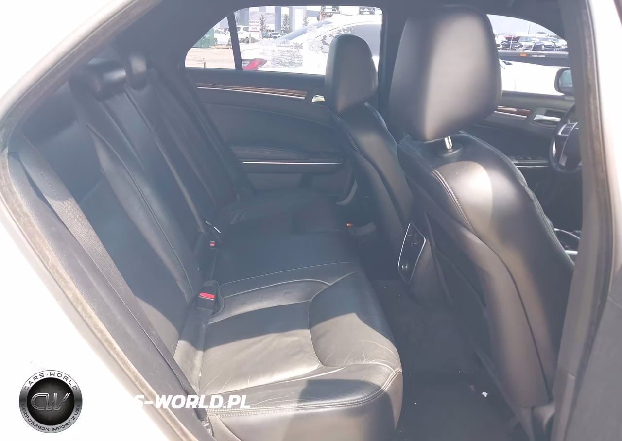 2012 Chrysler 300 Limited VIN:2C3CCACG0CH213084 - 8
