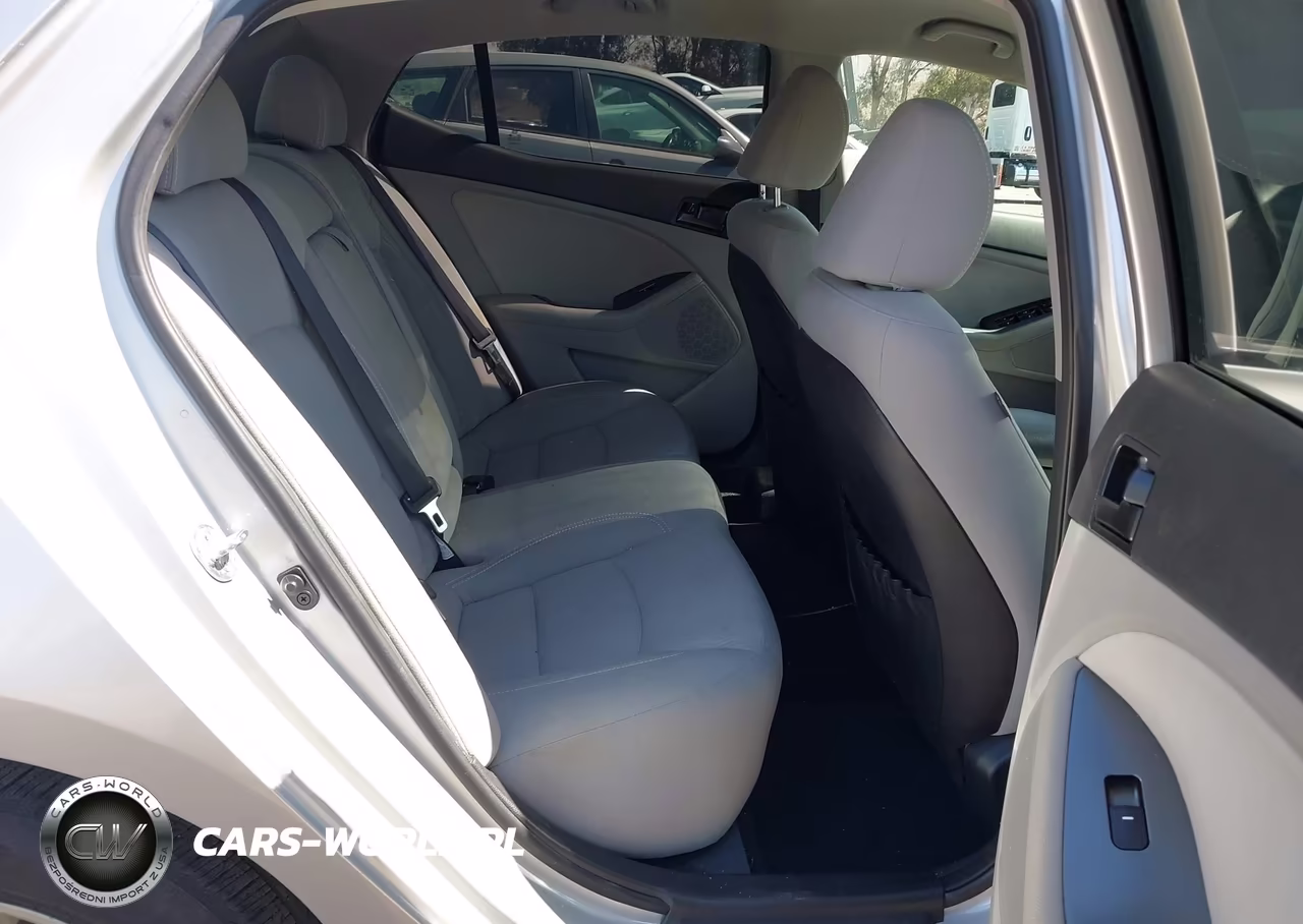 2012 Kia Optima Lx VIN:5XXGM4A72CG027371 - 8