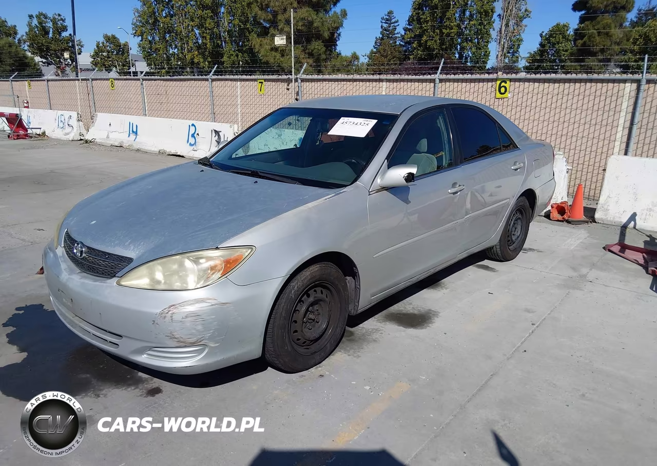 2002 Toyota Camry Le VIN:4T1BE32K72U500433 - 4