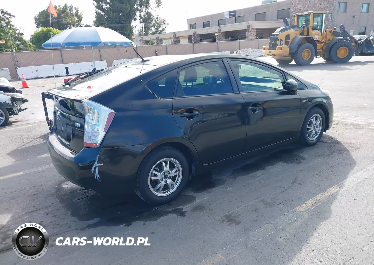 2010 Toyota Prius Ii VIN:JTDKN3DU0A0020968 - 4