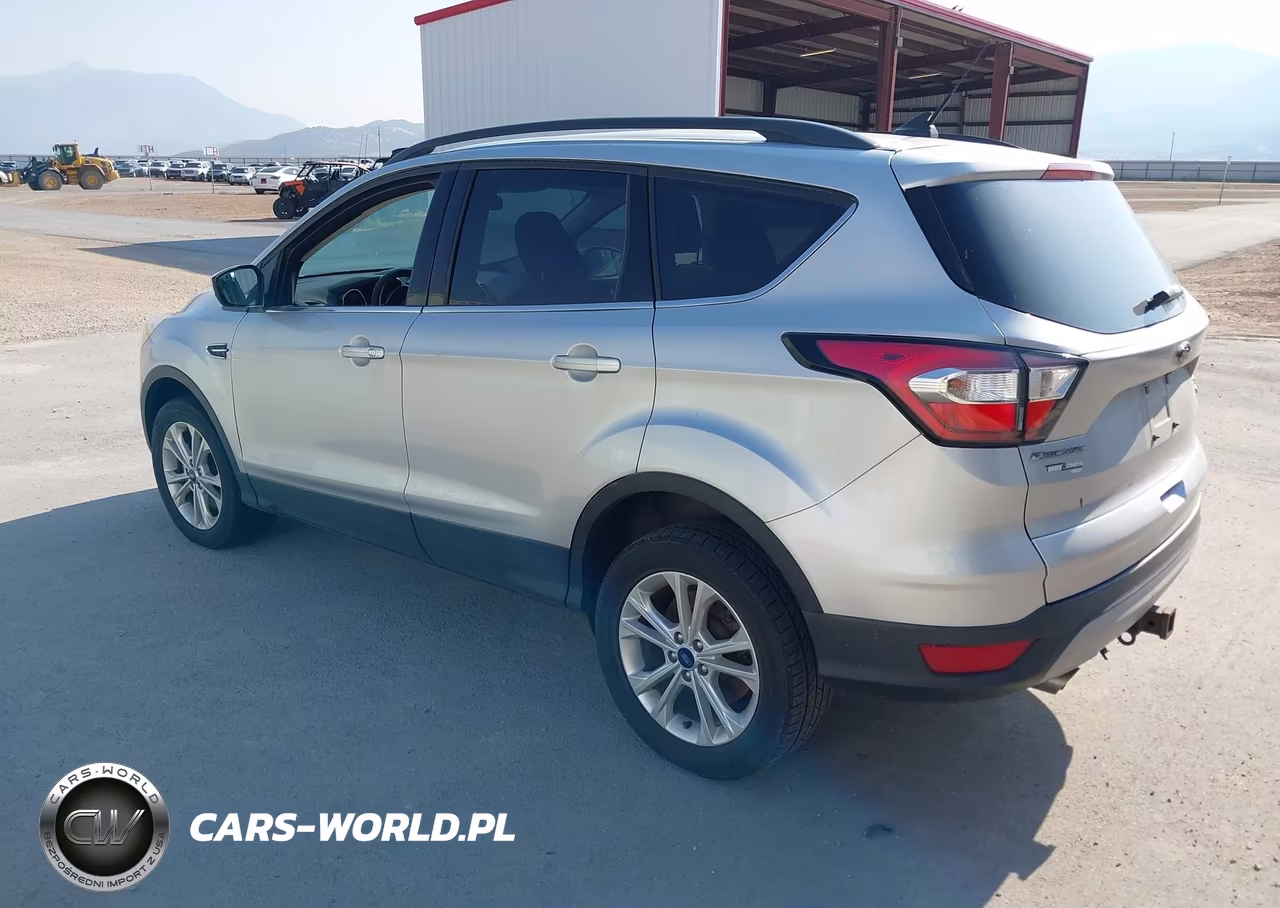 2018 Ford Escape VIN:1FMCU9GDXJUC88601 - 3