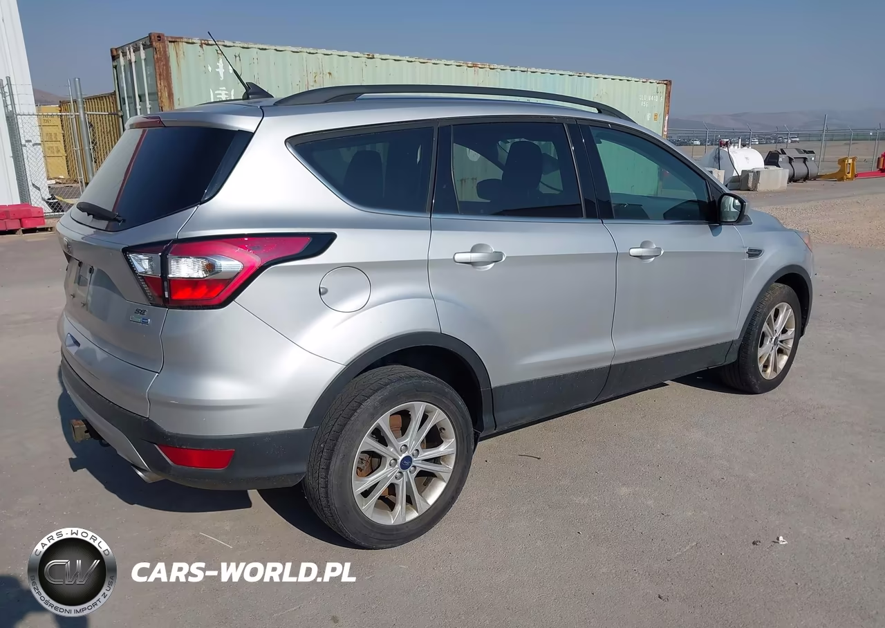 2018 Ford Escape VIN:1FMCU9GDXJUC88601 - 4