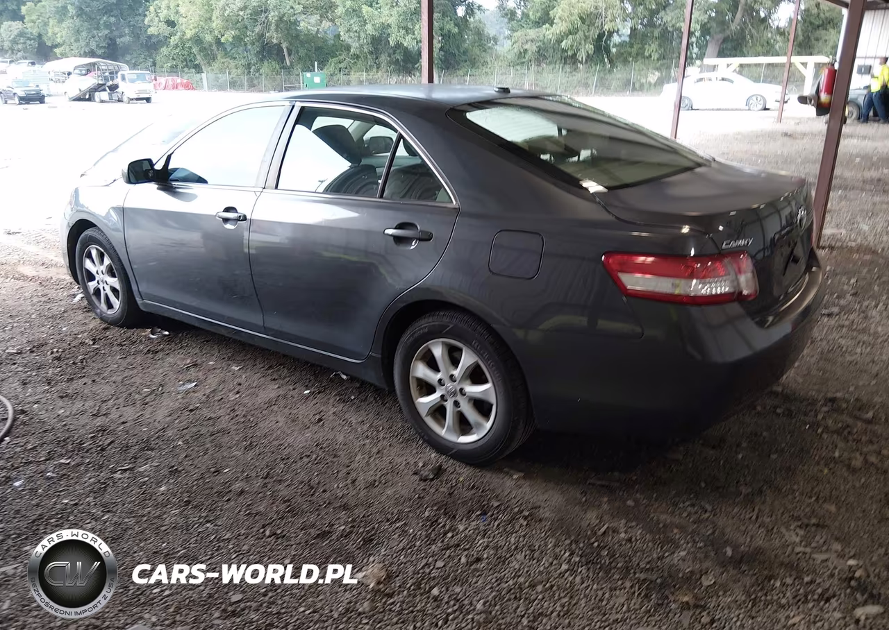 2011 Toyota Camry Le VIN:4T1BF3EK8BU172206 - 3
