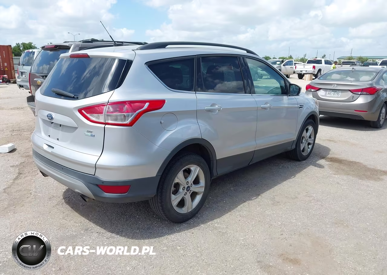 2015 Ford Escape Se VIN:1FMCU9GXXFUC18761 - 4