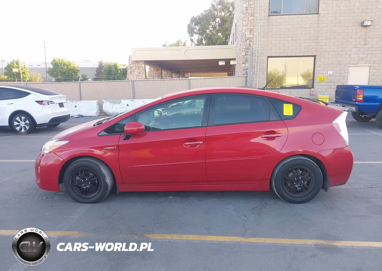 2012 Toyota Prius Three VIN:JTDKN3DU1C5499942 - 15