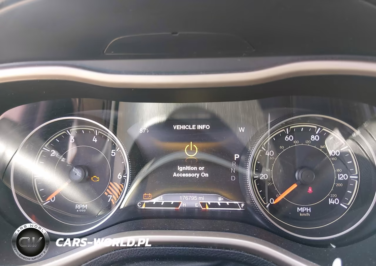 2015 Jeep Cherokee Limited VIN:1C4PJMDB4FW538382 - 7