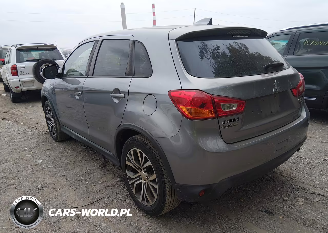 2017 Mitsubishi Outlander Sport 2.0 Le VIN:JA4AP3AU7HZ000789 - 3