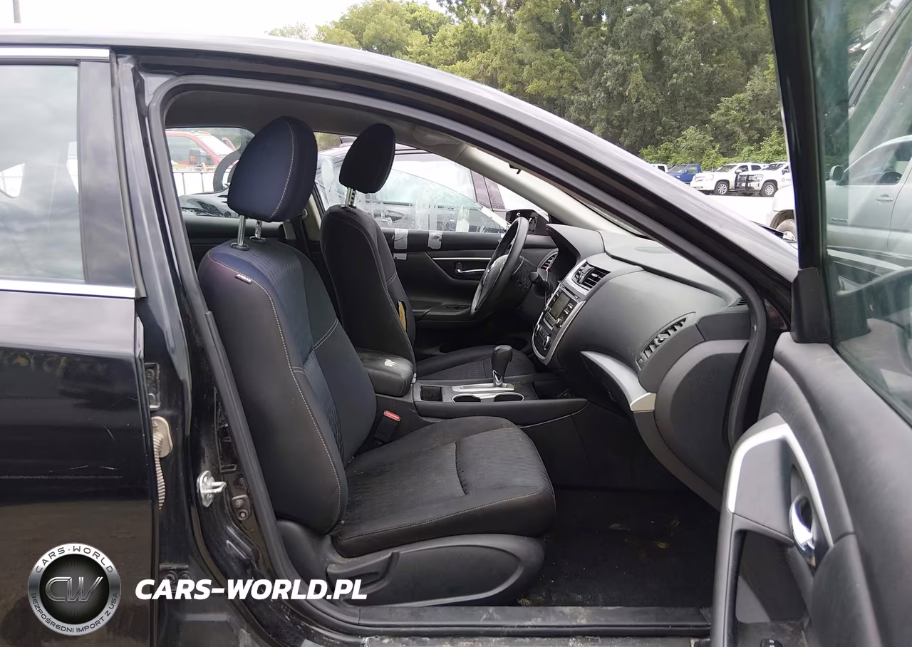 2017 Nissan Altima 2.5 S VIN:1N4AL3AP2HN353482 - 5