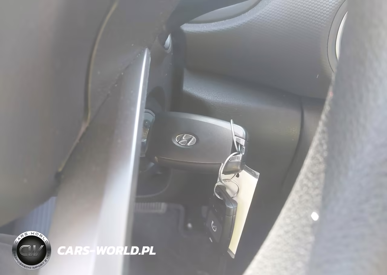 2018 Hyundai Kona Se VIN:KM8K1CAAXJU136866 - 11