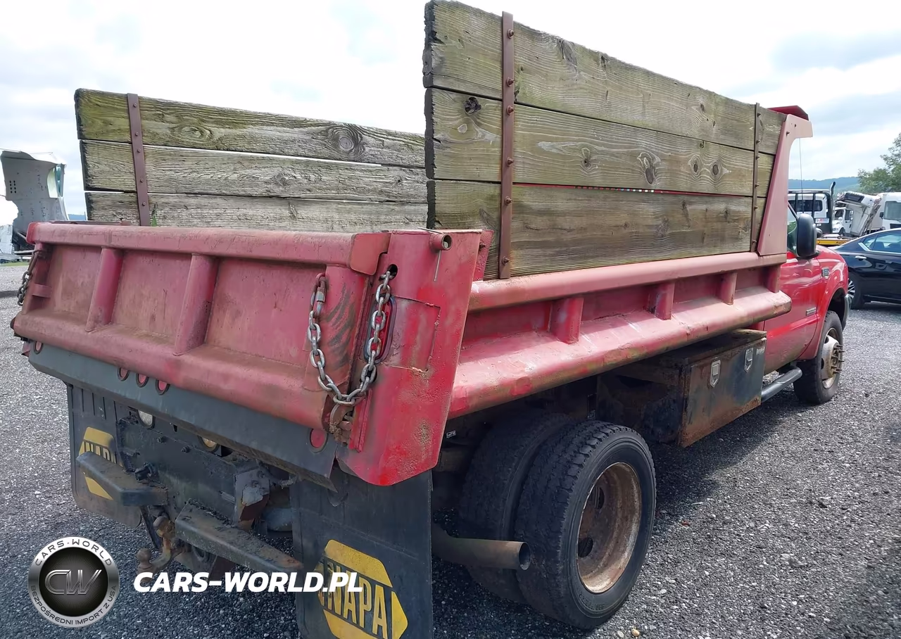 2003 Ford F-550 Chassis Xl-Xlt VIN:1FDAF57PX3EC51369 - 4