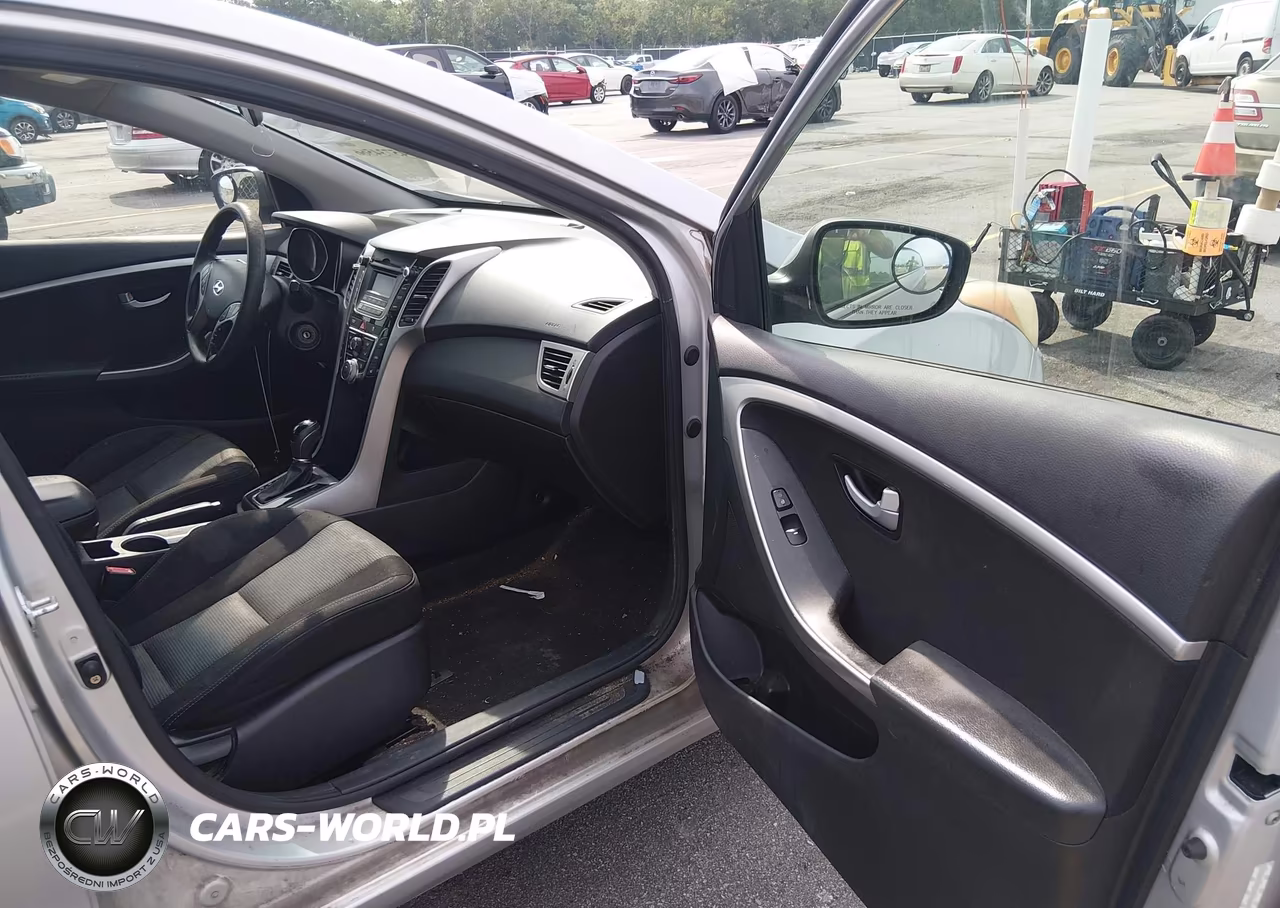 2014 Hyundai Elantra Gt VIN:KMHD35LH7EU178751 - 5