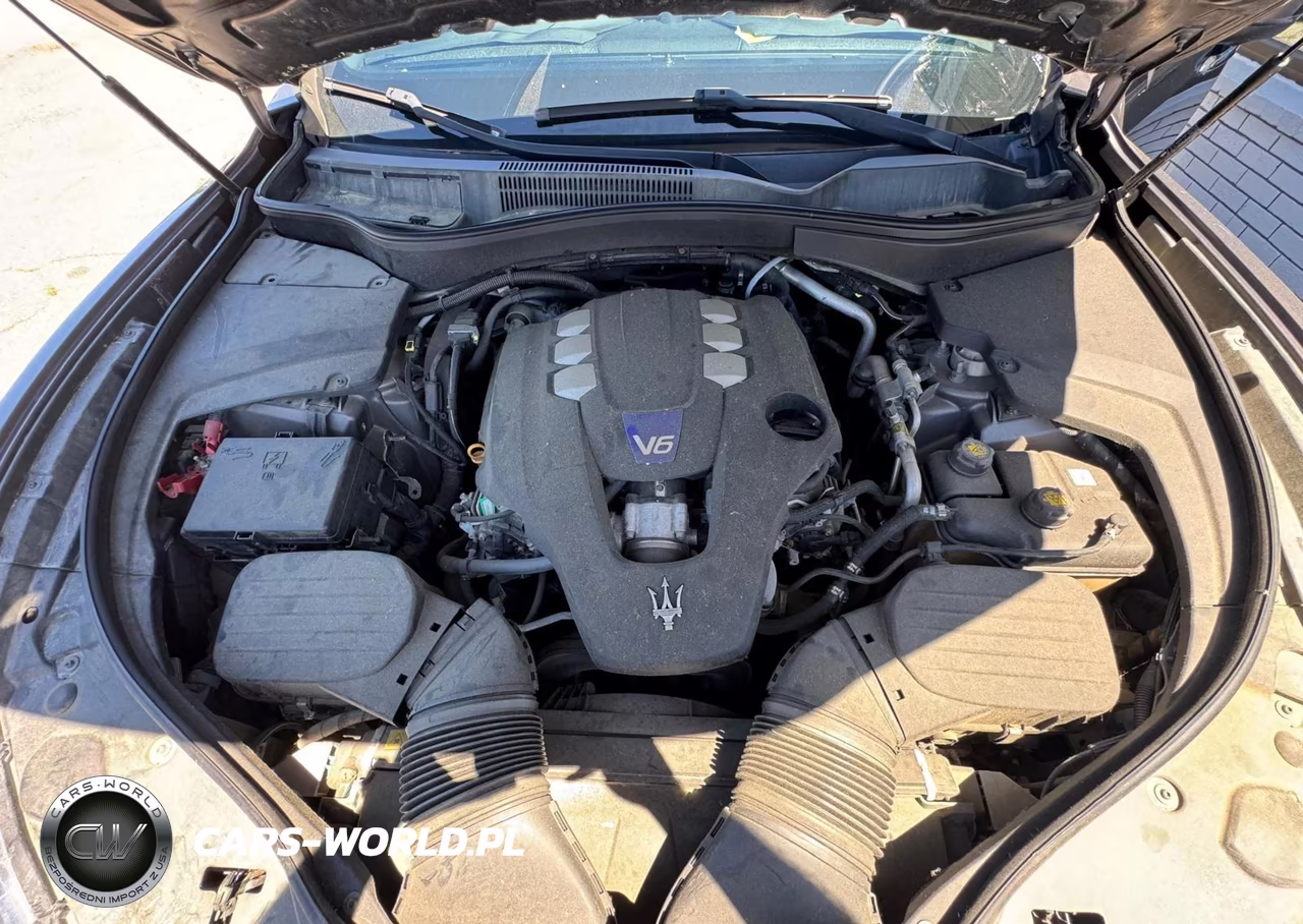 2018 Maserati Levante S Sport VIN:ZN661YUS3JX269795 - 10