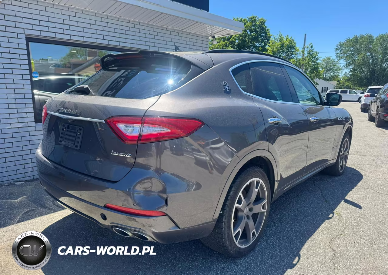 2018 Maserati Levante S Sport VIN:ZN661YUS3JX269795 - 4