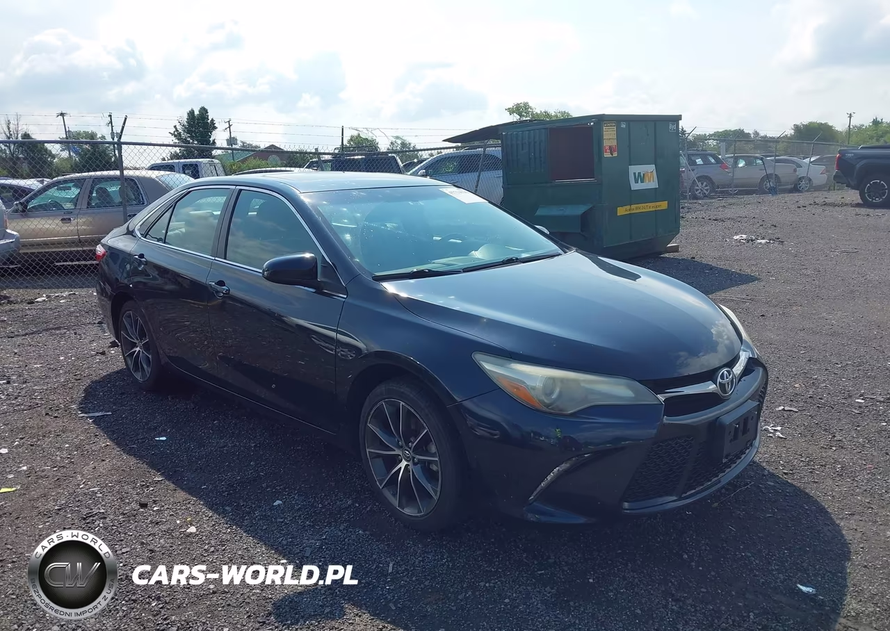 2015 Toyota Camry Xse – zdjęcie 1 z 16