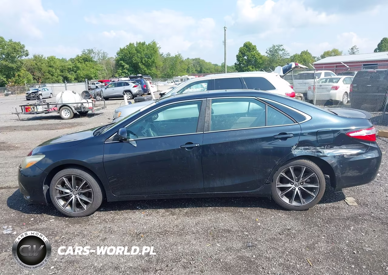 2015 Toyota Camry Xse VIN:4T1BF1FKXFU490093 - 14
