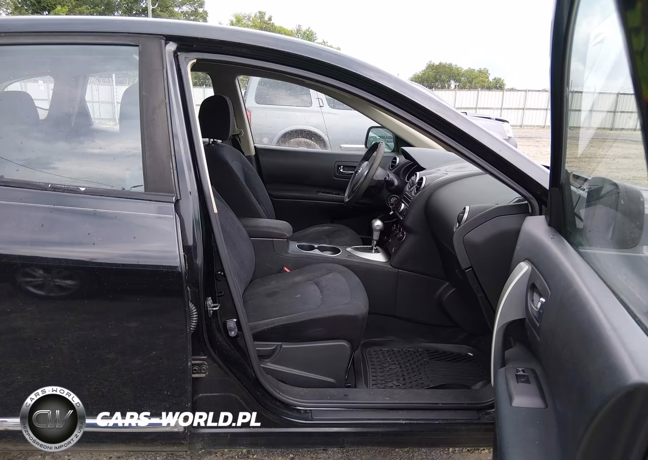 2015 Nissan Rogue Select S VIN:JN8AS5MV0FW770419 - 5