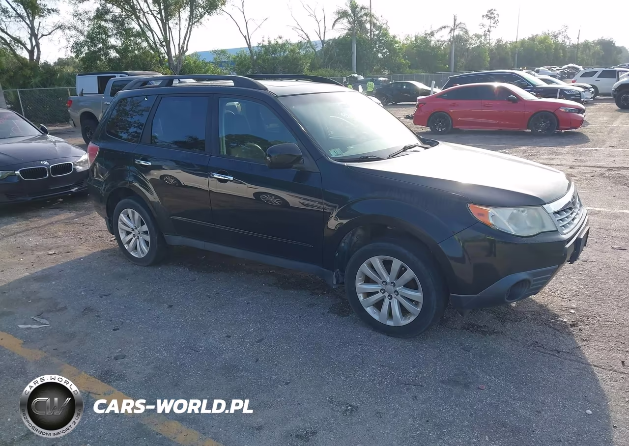 2013 Subaru Forester 2.5X Premium – zdjęcie 1 z 11