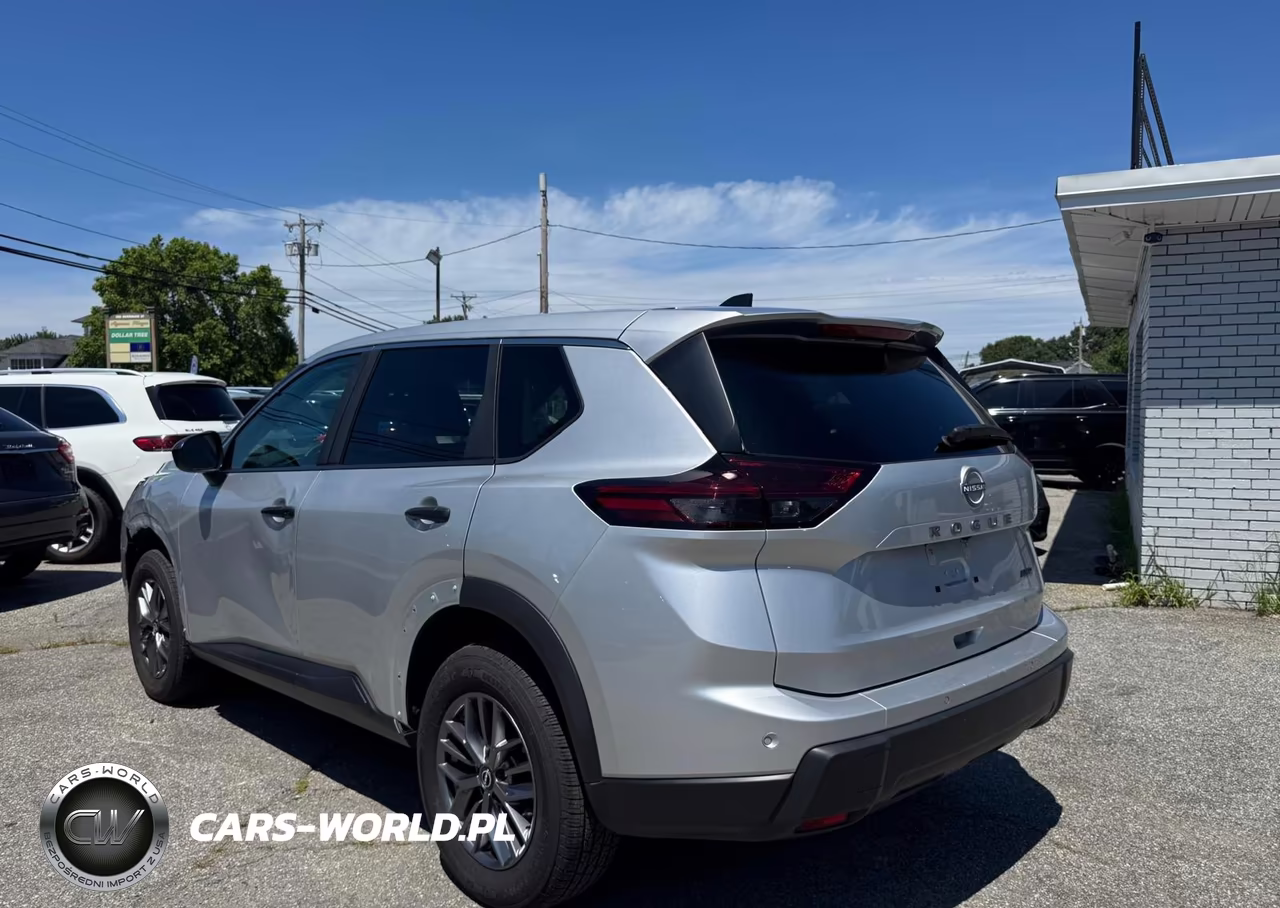 2025 Nissan Rogue S VIN:5N1BT3AB3SC795480 - 3