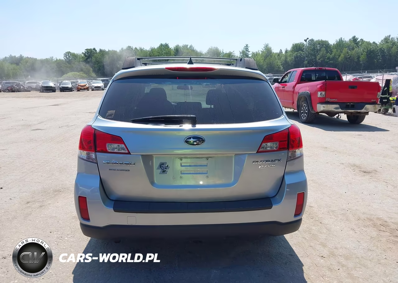 2014 Subaru Outback 2.5I Premium VIN:4S4BRBCC7E3322829 - 16