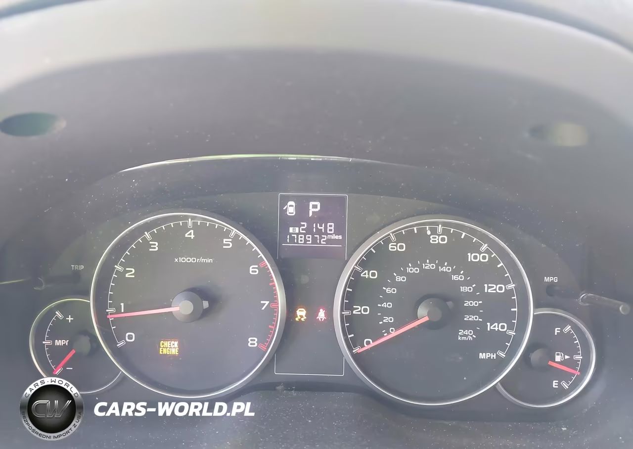 2014 Subaru Outback 2.5I Premium VIN:4S4BRBCC7E3322829 - 7