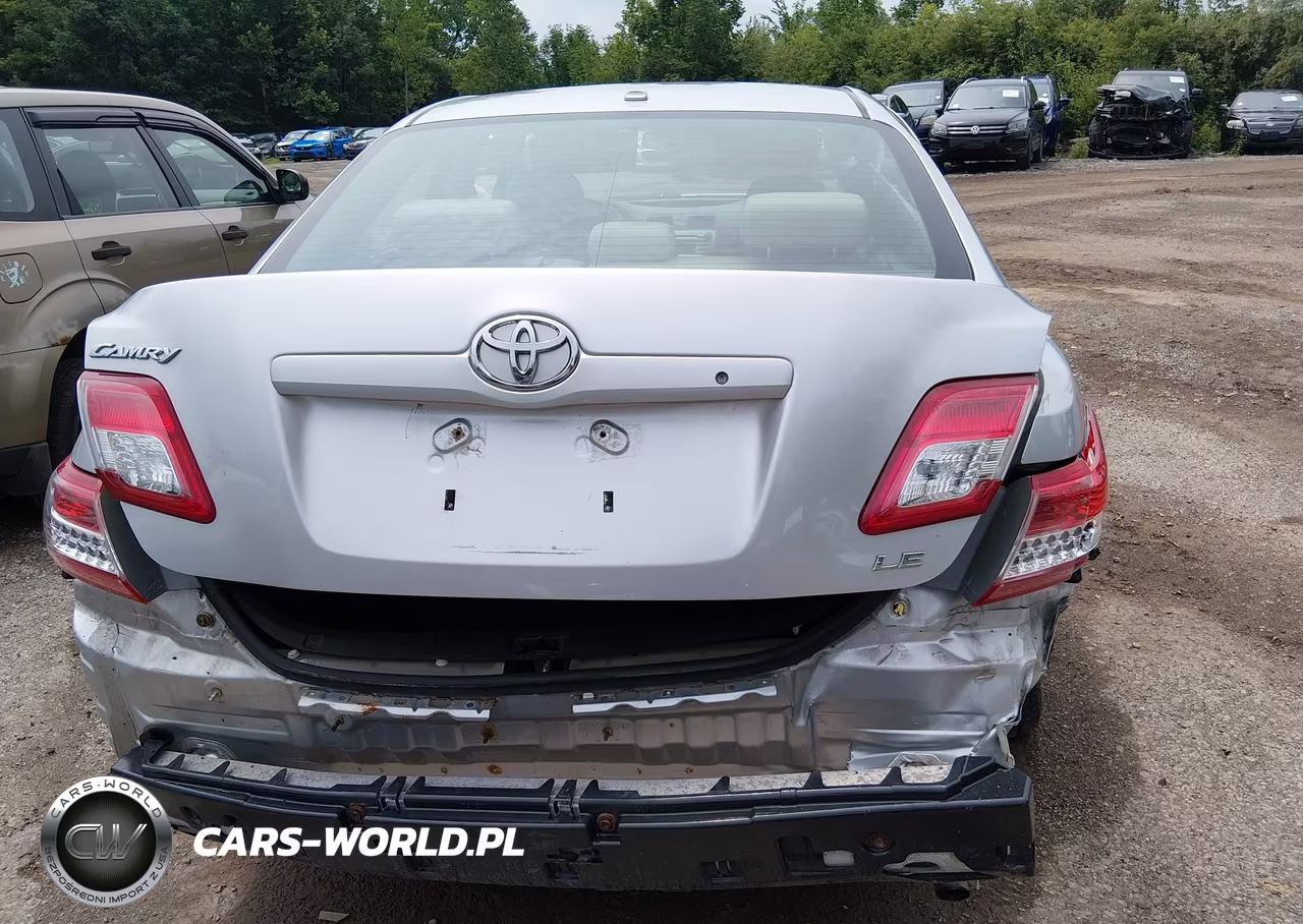 2011 Toyota Camry Le VIN:4T4BF3EK2BR190674 - 17