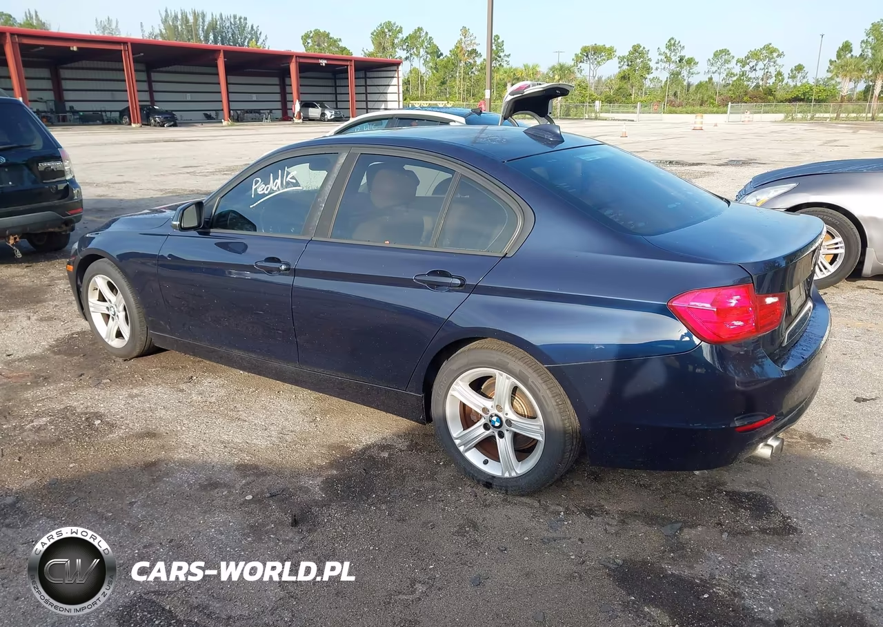2013 BMW 328I VIN:WBA3A5C50DF358424 - 3