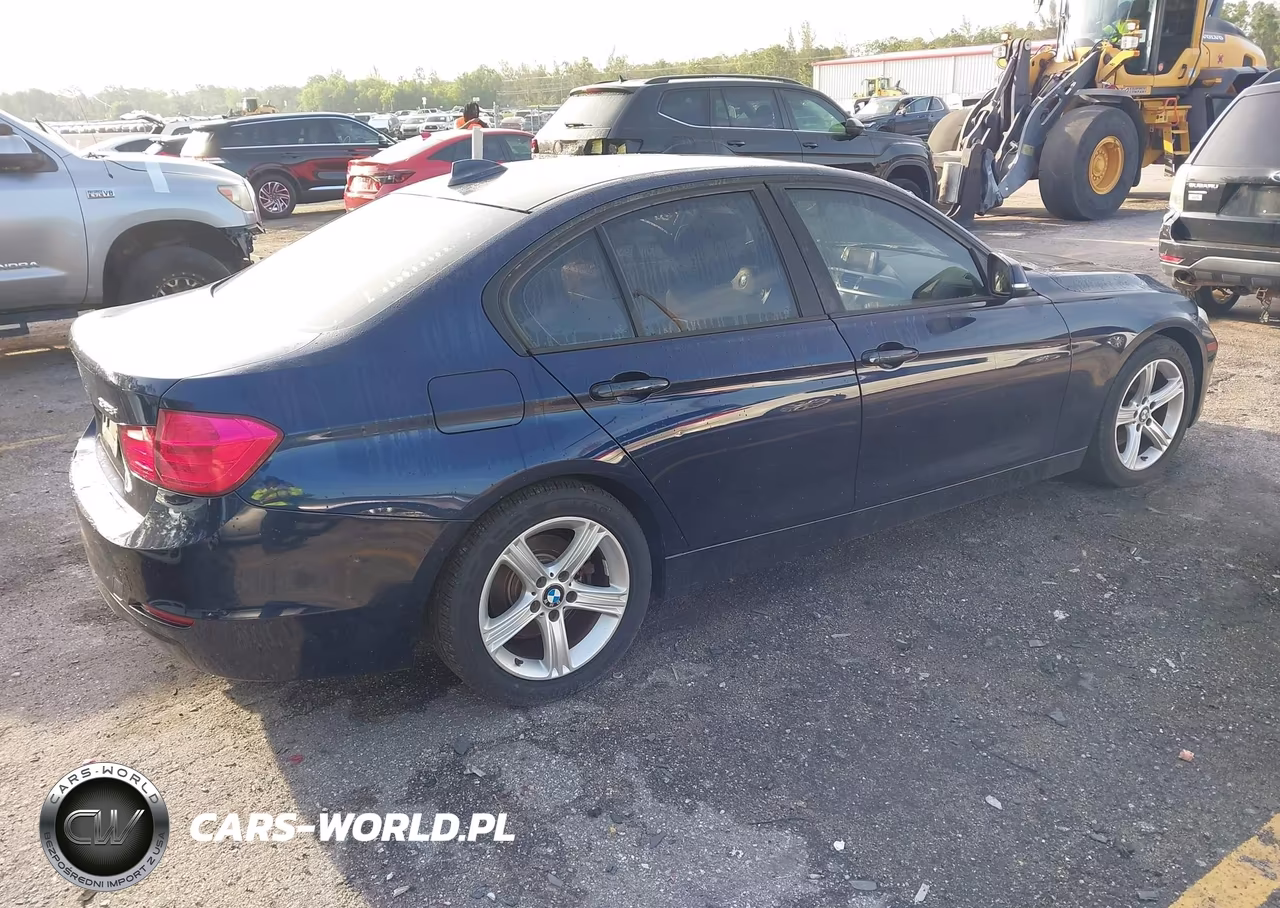 2013 BMW 328I VIN:WBA3A5C50DF358424 - 4