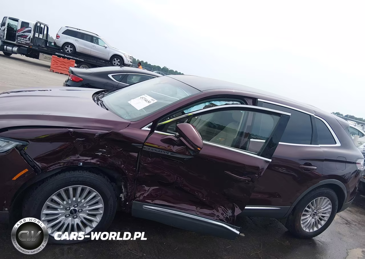 2019 Lincoln Nautilus Standard VIN:2LMPJ8J93KBL58041 - 14